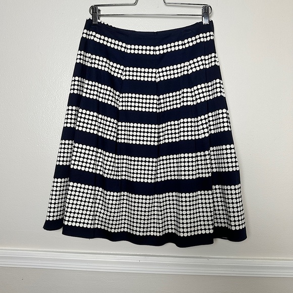 Talbots Woman Navy & White Polka Dot Pleated Skirt Stretch Cotton A-Line 16WP - Picture 14 of 15